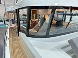 Enclosed side decks